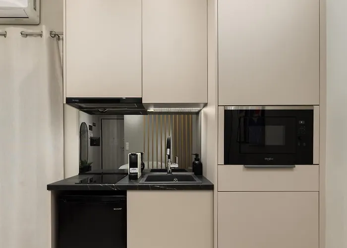 公寓 Cozy By Nest 塞萨洛尼基